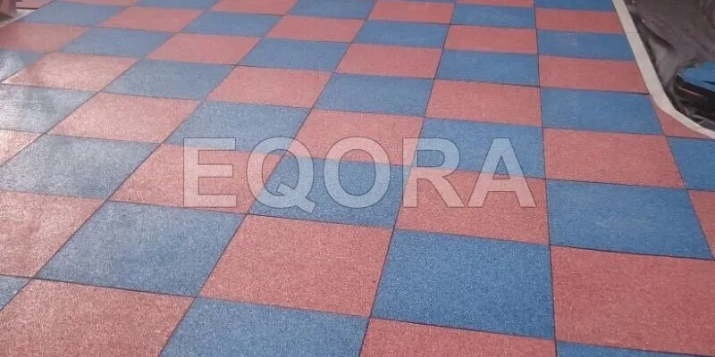 Резиновое покрытие из крошки для автосервисов в Приобье