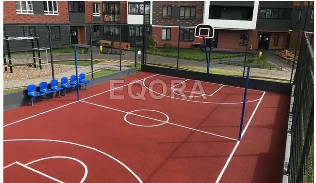 Бесшовное покрытие из резиновой крошки для баскетбольной площадки в Приобье